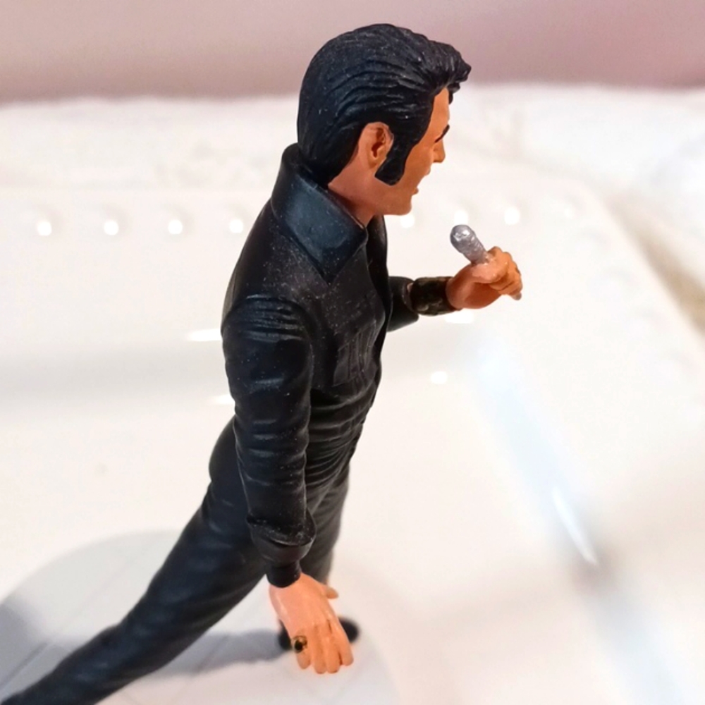 ELVIS PRESLEY The Art Of Sport Collectable Figurine 👑 Limited Edition - Picture 11 of 12